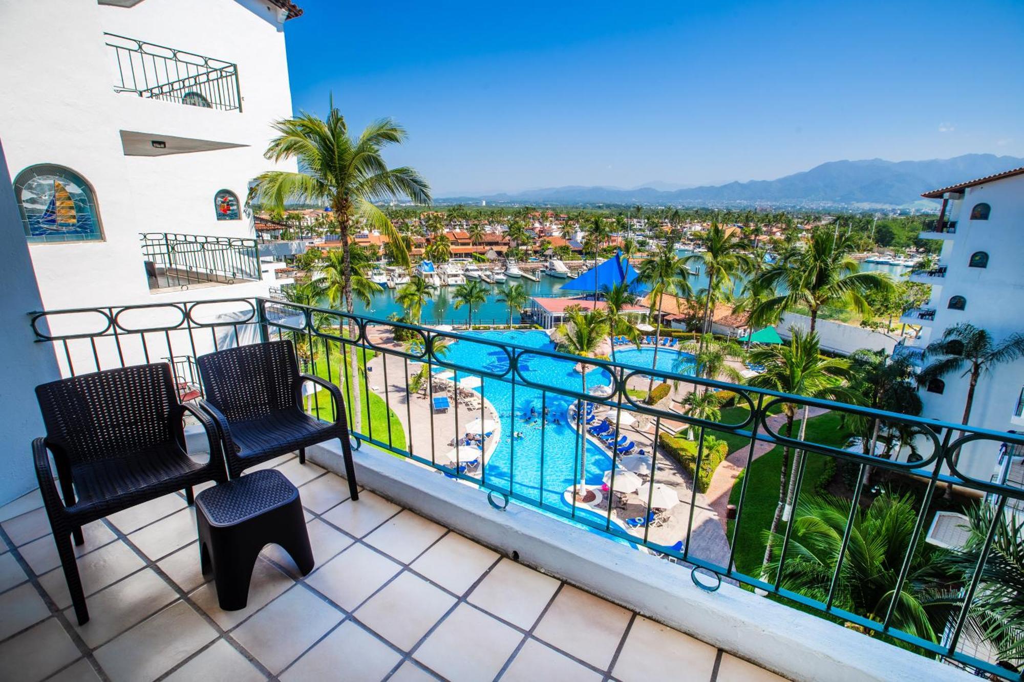 Vamar Vallarta All Inclusive Marina & Beach Resort بويرتو فالارتا المظهر الخارجي الصورة