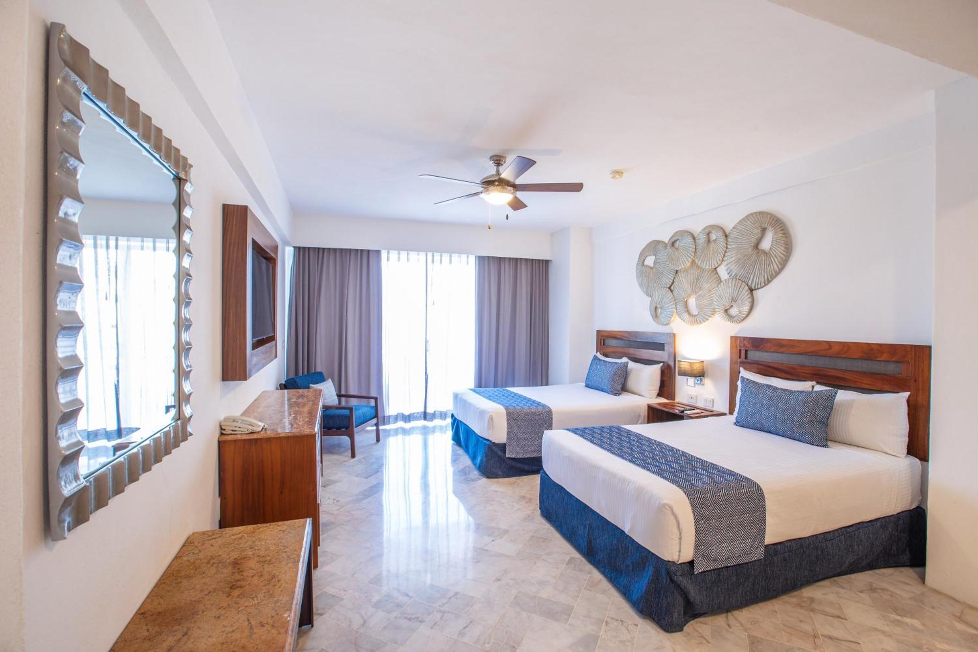 Vamar Vallarta All Inclusive Marina & Beach Resort بويرتو فالارتا المظهر الخارجي الصورة